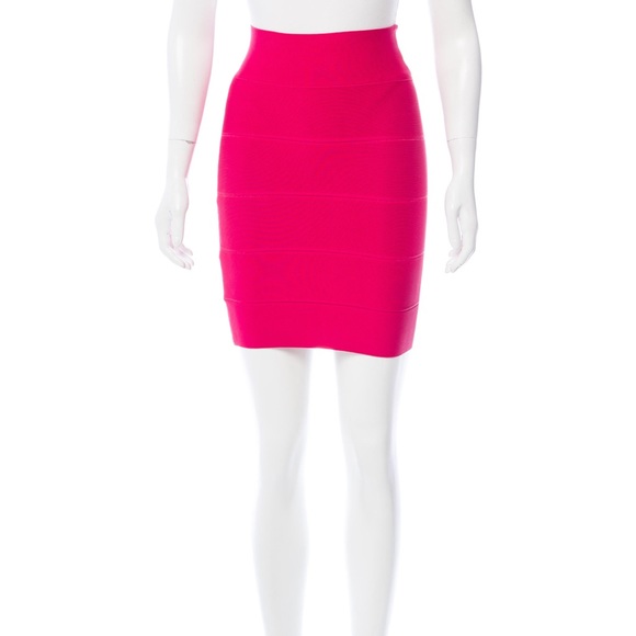 BCBGMAXAZRIA Textured Power Bandage Skirt - Picture 2 of 5